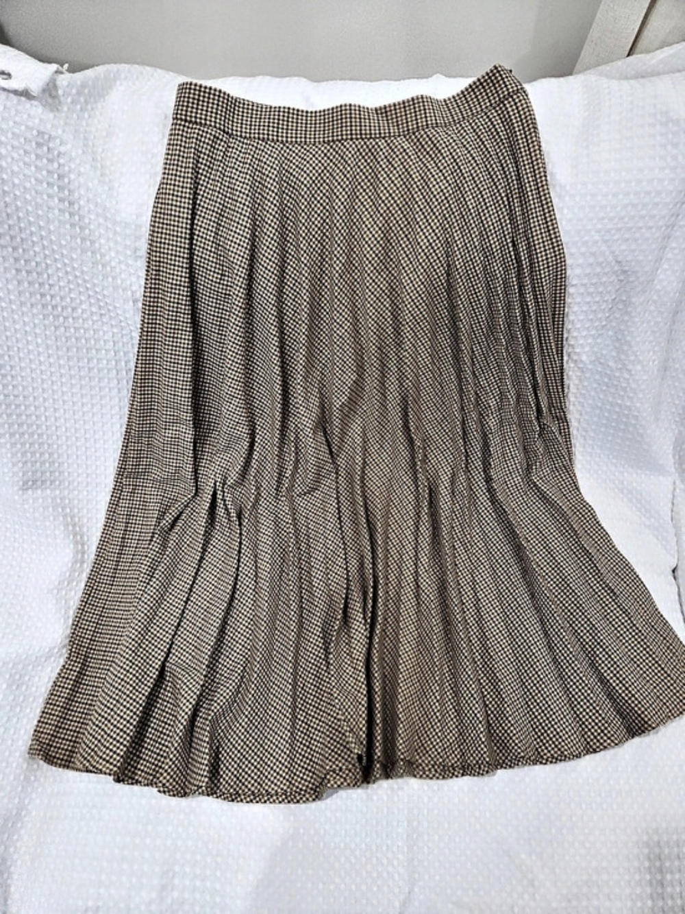 Zara Houndstooth A-Line, Pleated Skirt in Brown & Black Size Large